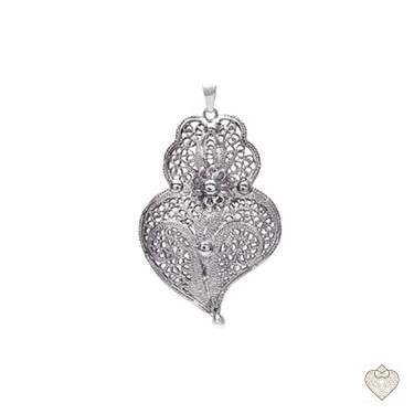 COLGANTE CORAZON EN PLATA 2.5CM