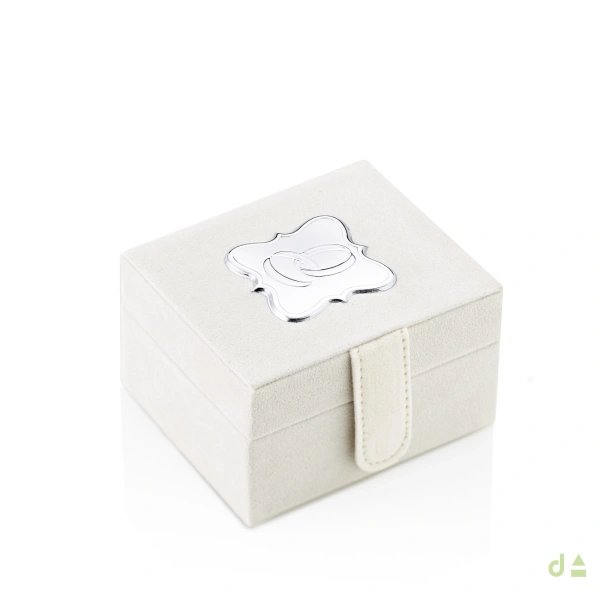 CAJA EN PIEL 8X5X9 C/ APLIC.CUADRADA ALIANZAS 3