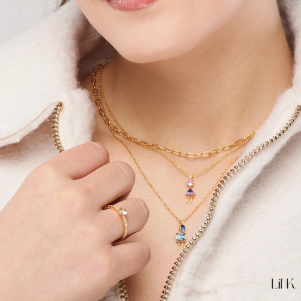 Ring Link Golden with Zirconias 4