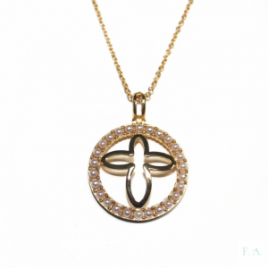 COLLAR EN PLATA CON CRUZ 1