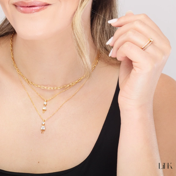COLLAR LINK DORADO - NIÑO PIEDRA BLANCA 3