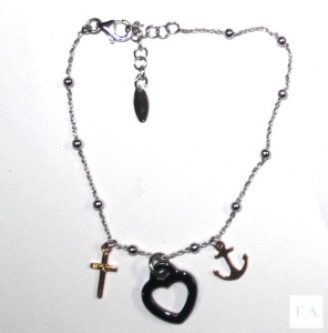 PULSERA EN PLATA CON COLGANTES 1