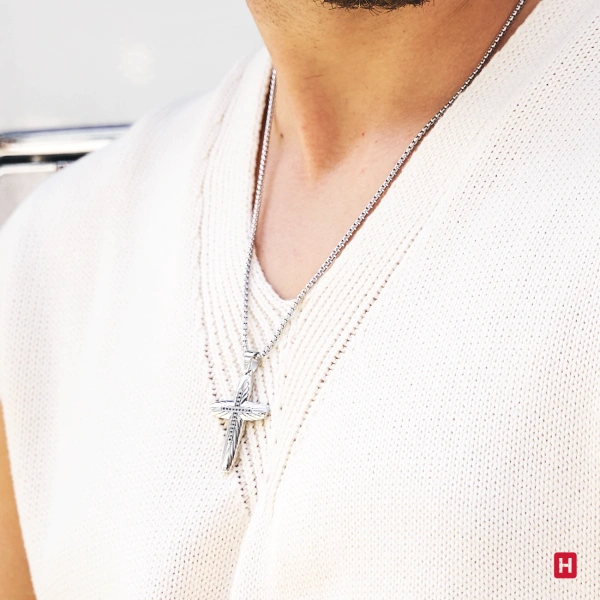 Necklace Hassu Cross 4