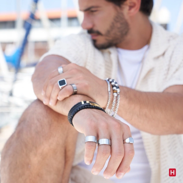 Wedding Ring Hassu L Urban 4